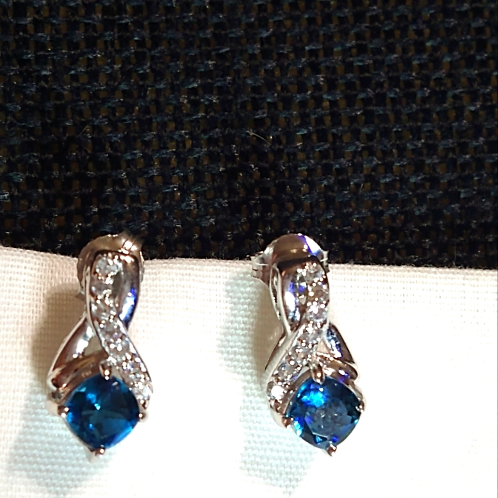 💥SET-*LONDON BLUE & WHITE TOPAZ STERLING SILVER NECKLACE. 18 IN./EARRINGS.